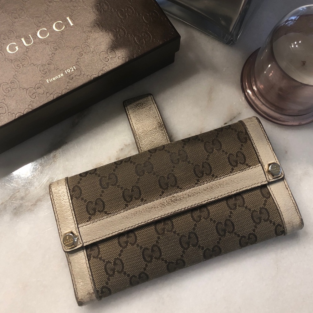 Authentic GUCCI wallet